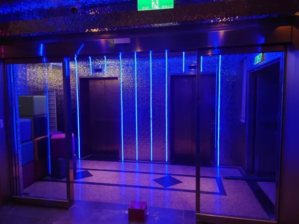 自動門