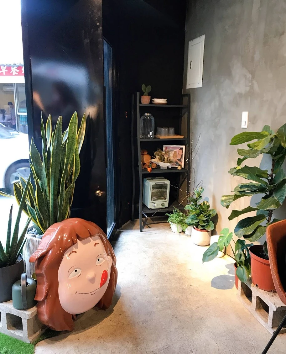 吃光光甜點店   logo立體招牌
