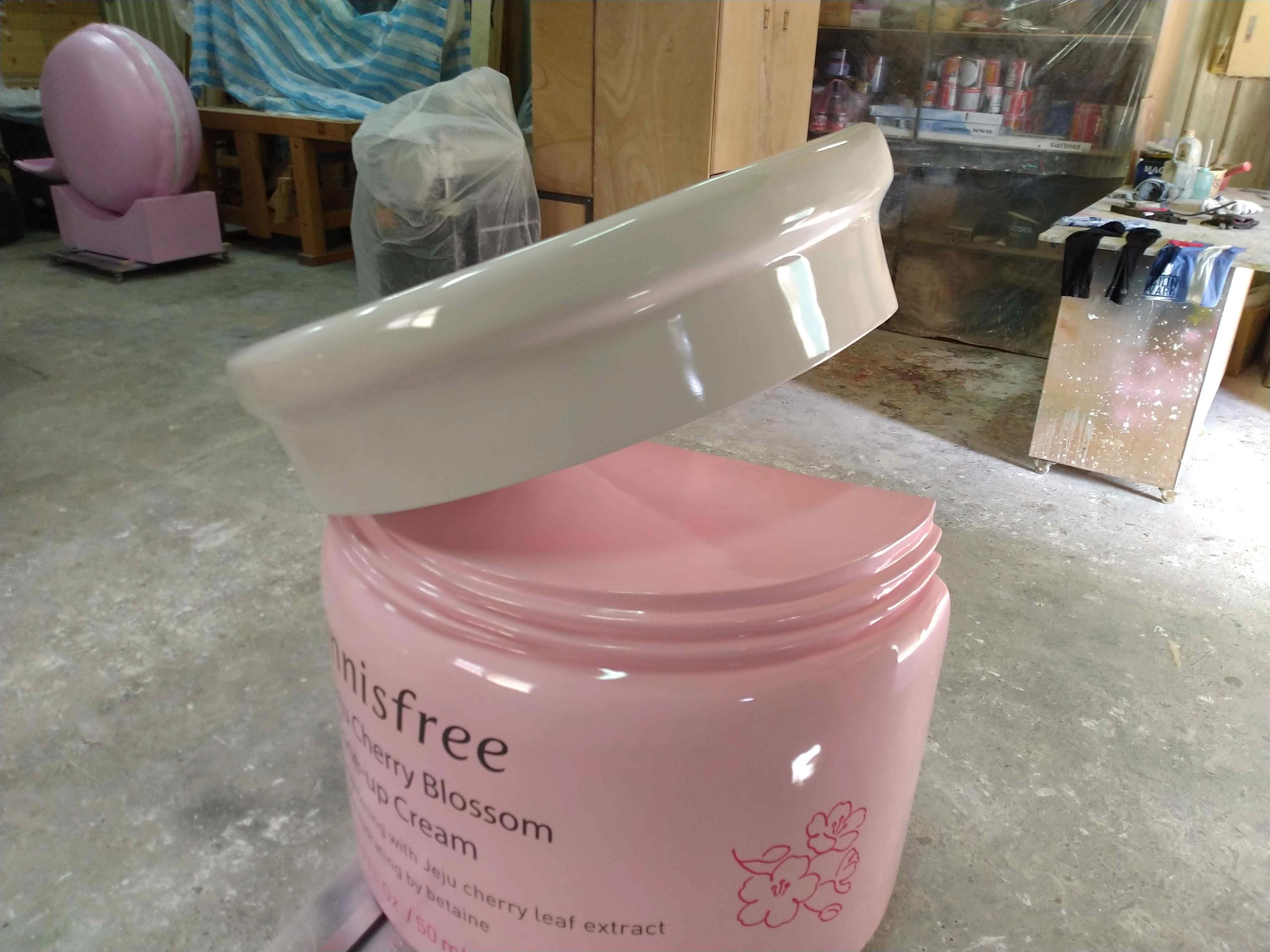 Innisfree化妝品放大模型 展覽用途