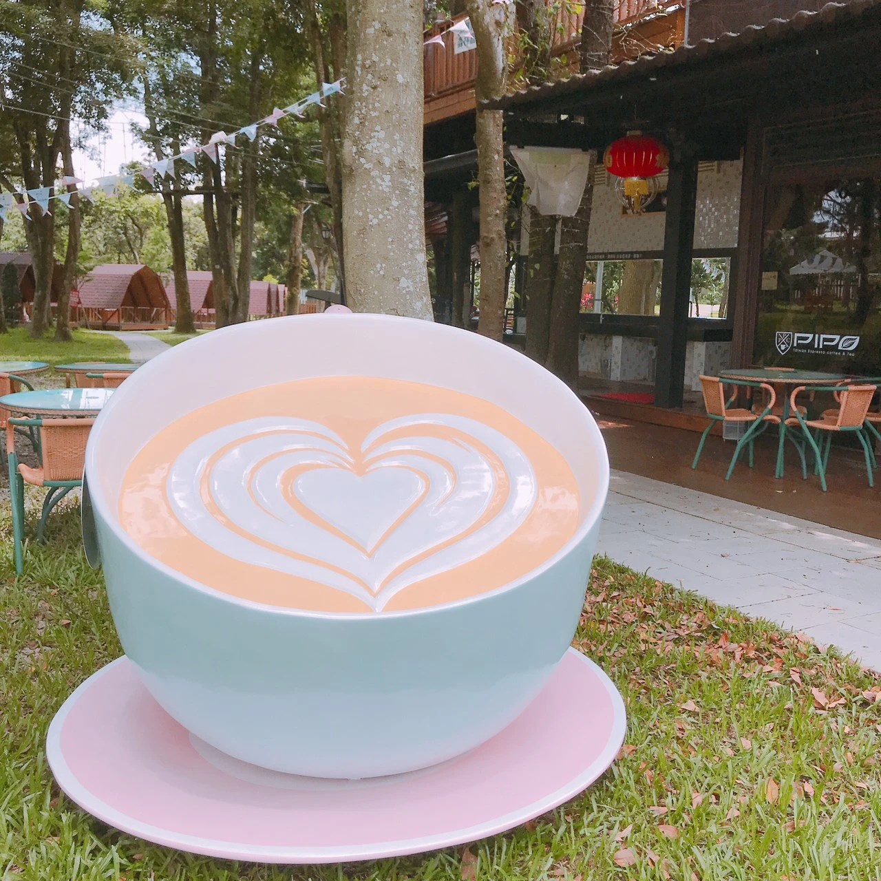 啡堡休閒景觀餐廳  戶外大型咖啡杯模型