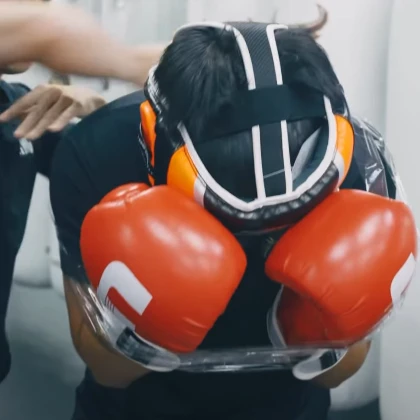 手再不拿...