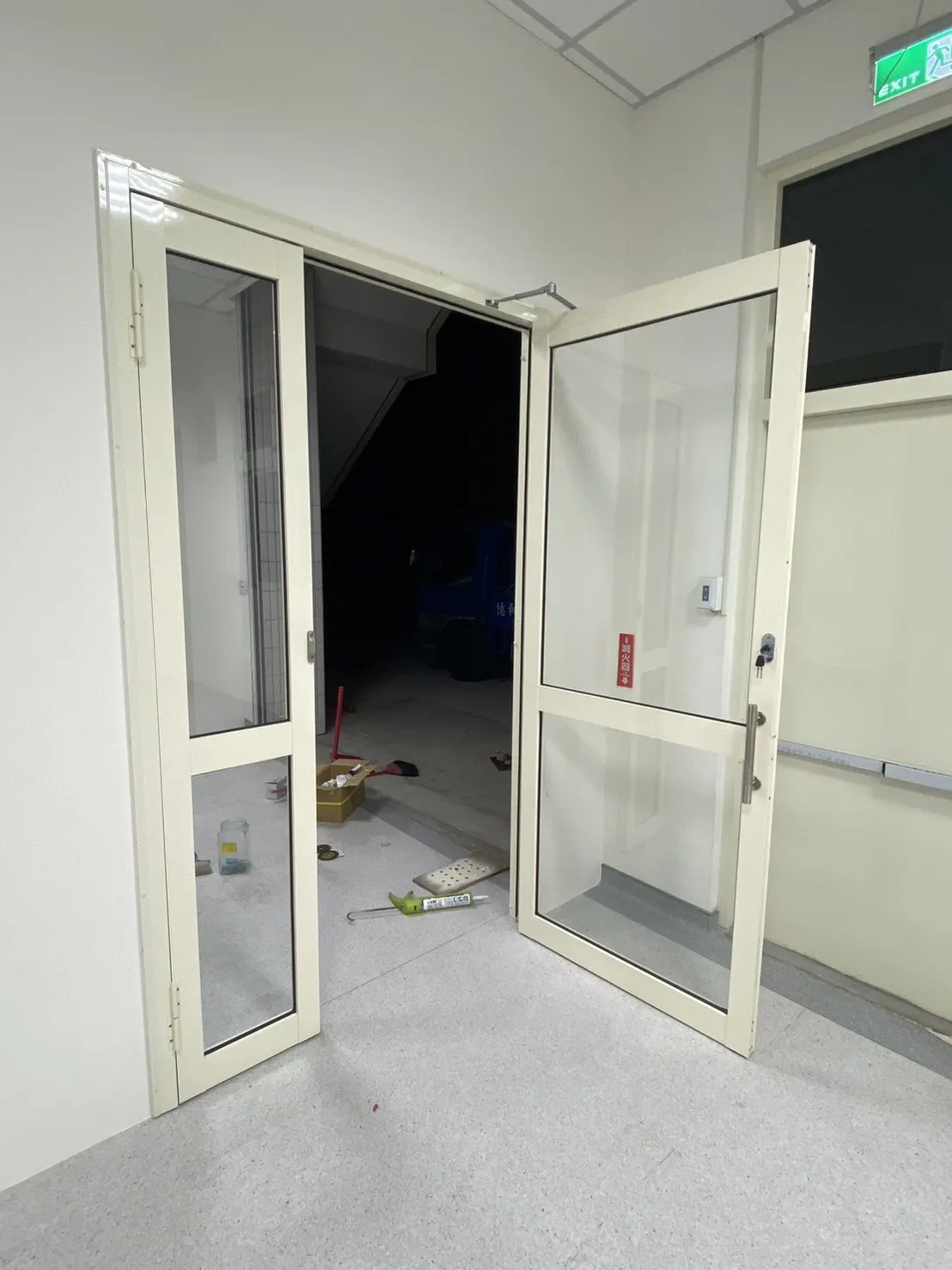 不銹鋼造型玄關門