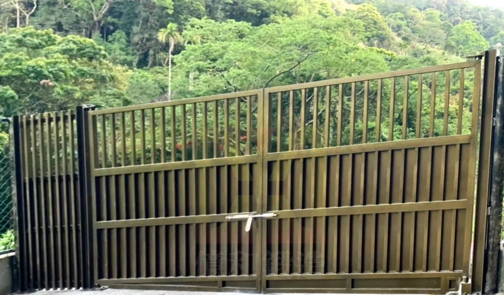 不銹鋼電動(手動)對開大門