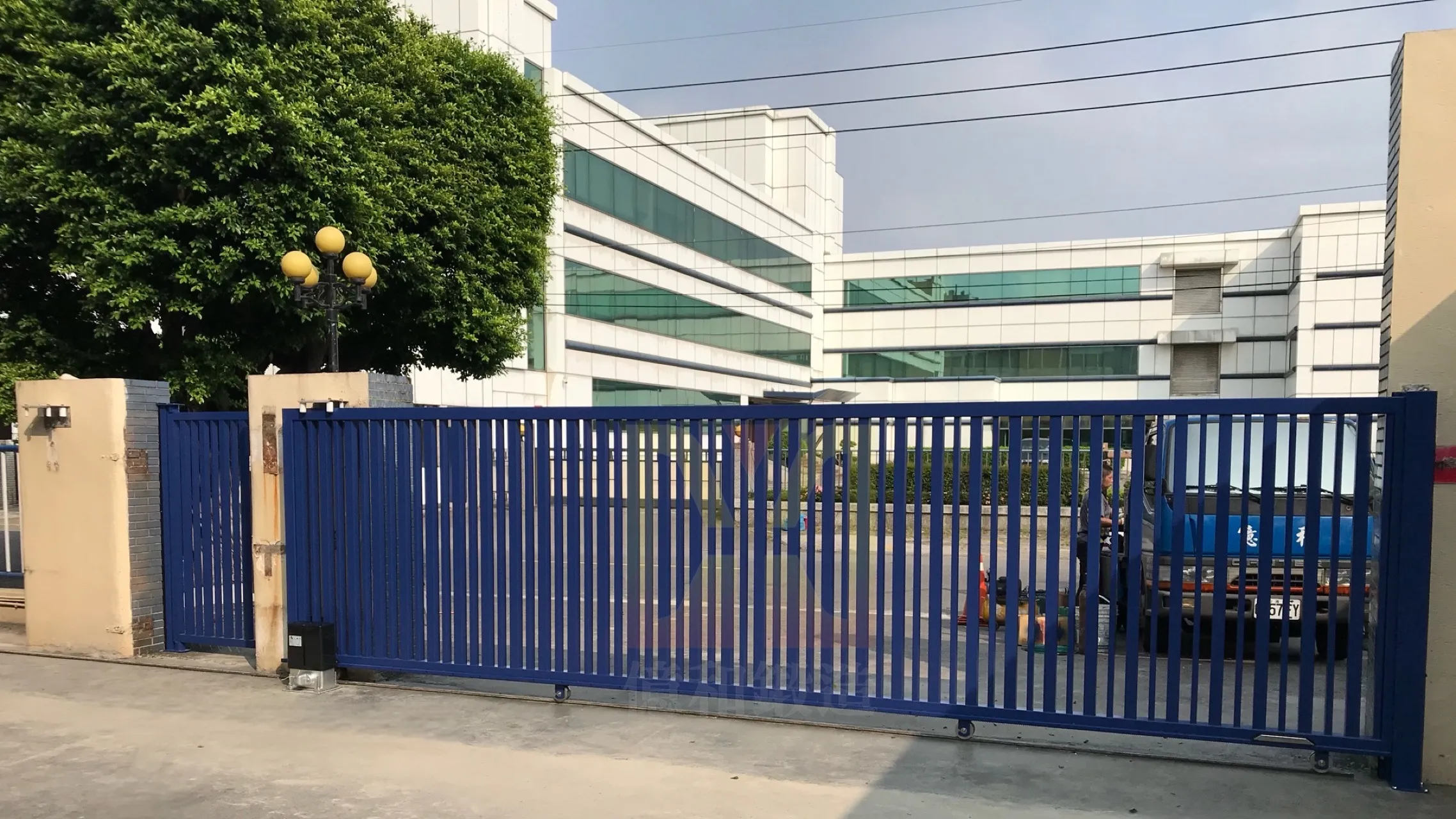 不銹鋼電動(手動)對開大門