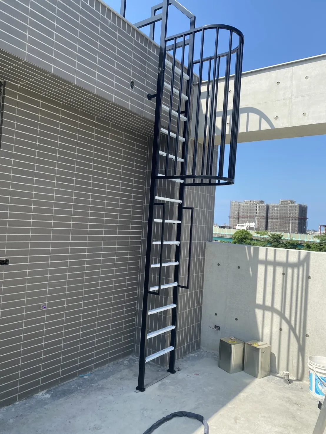 不銹鋼樓梯／鋼骨梯