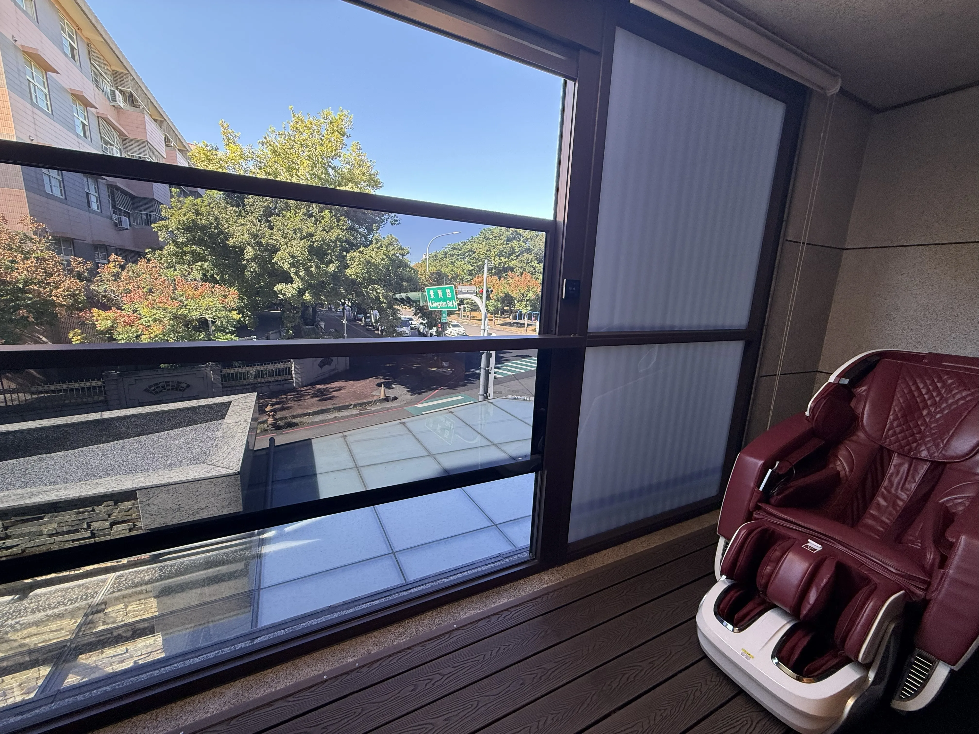 鋁合金電動提升窗