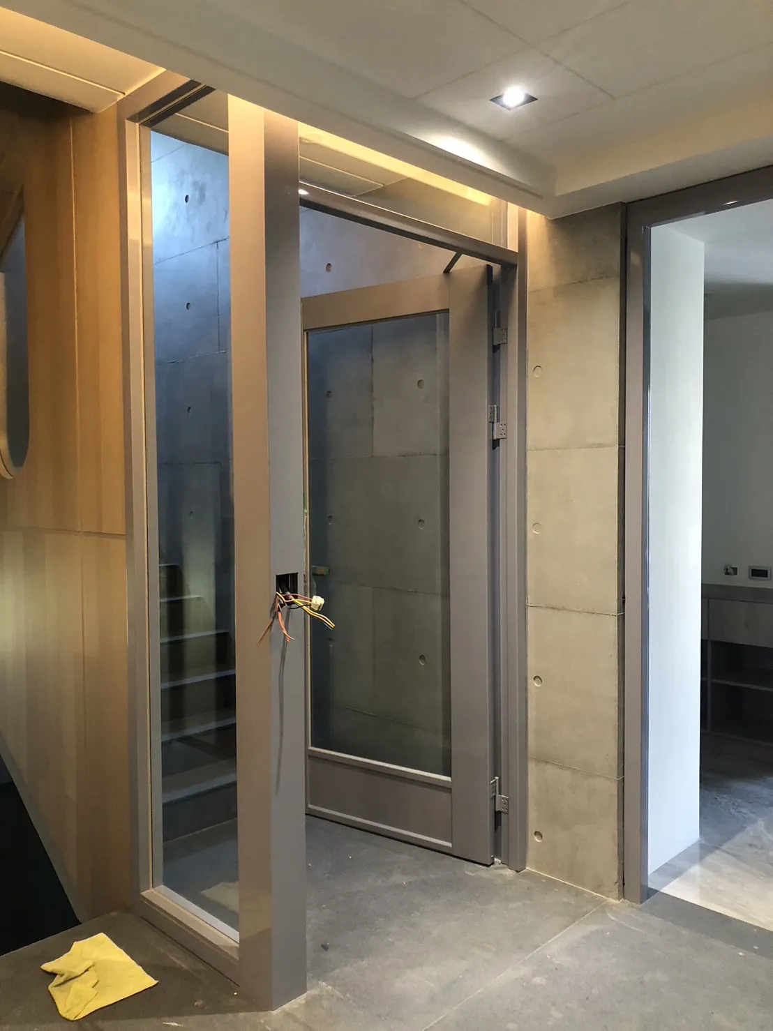 不銹鋼造型玄關門