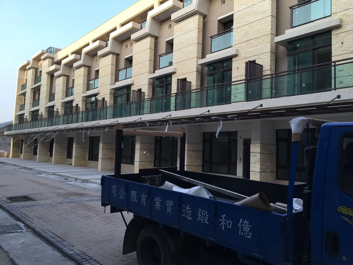 不銹鋼玻璃欄杆