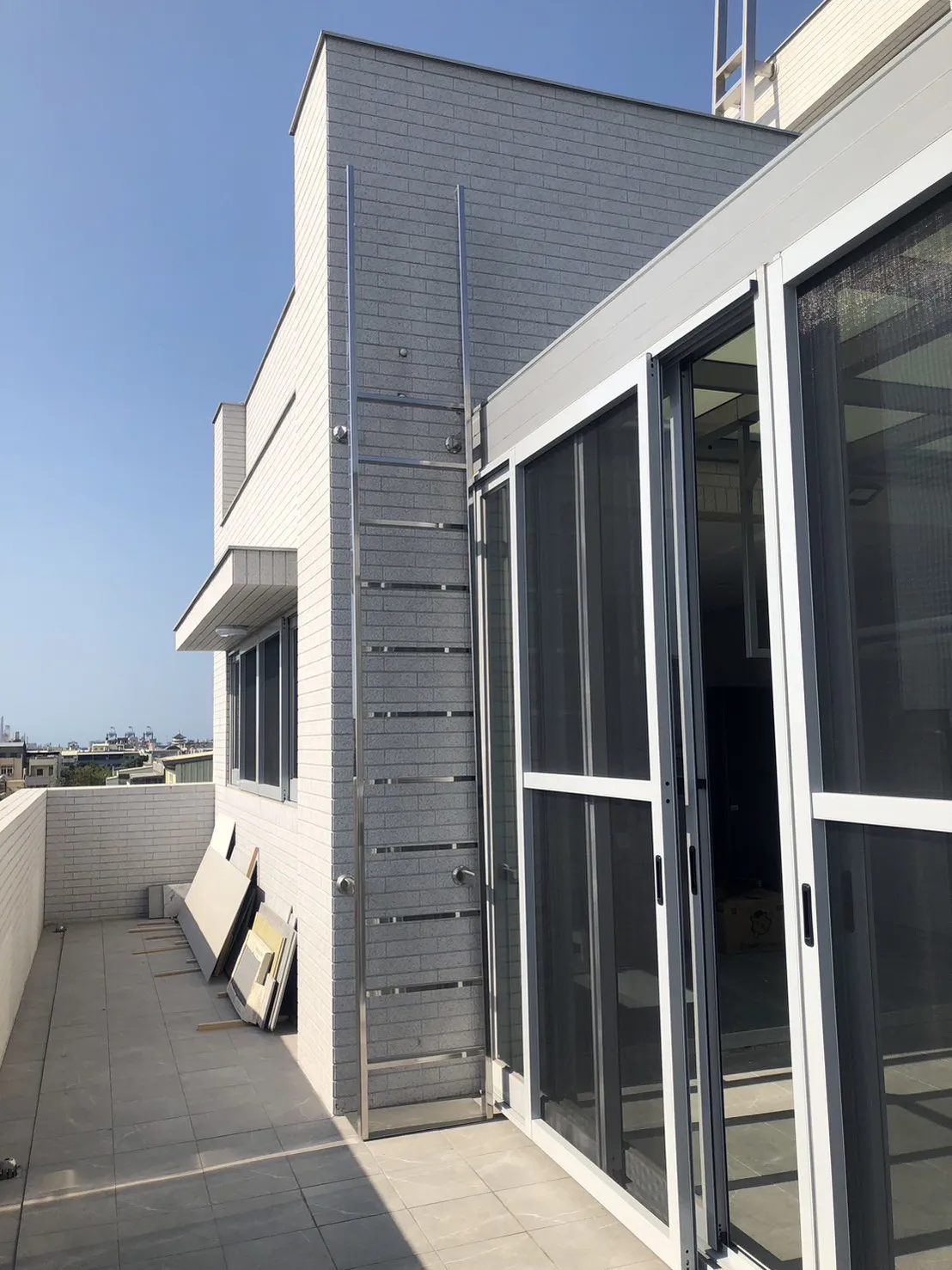 不銹鋼樓梯／鋼骨梯