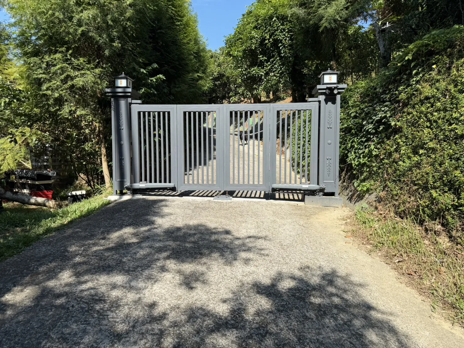 鋁合金電動懸浮摺疊門