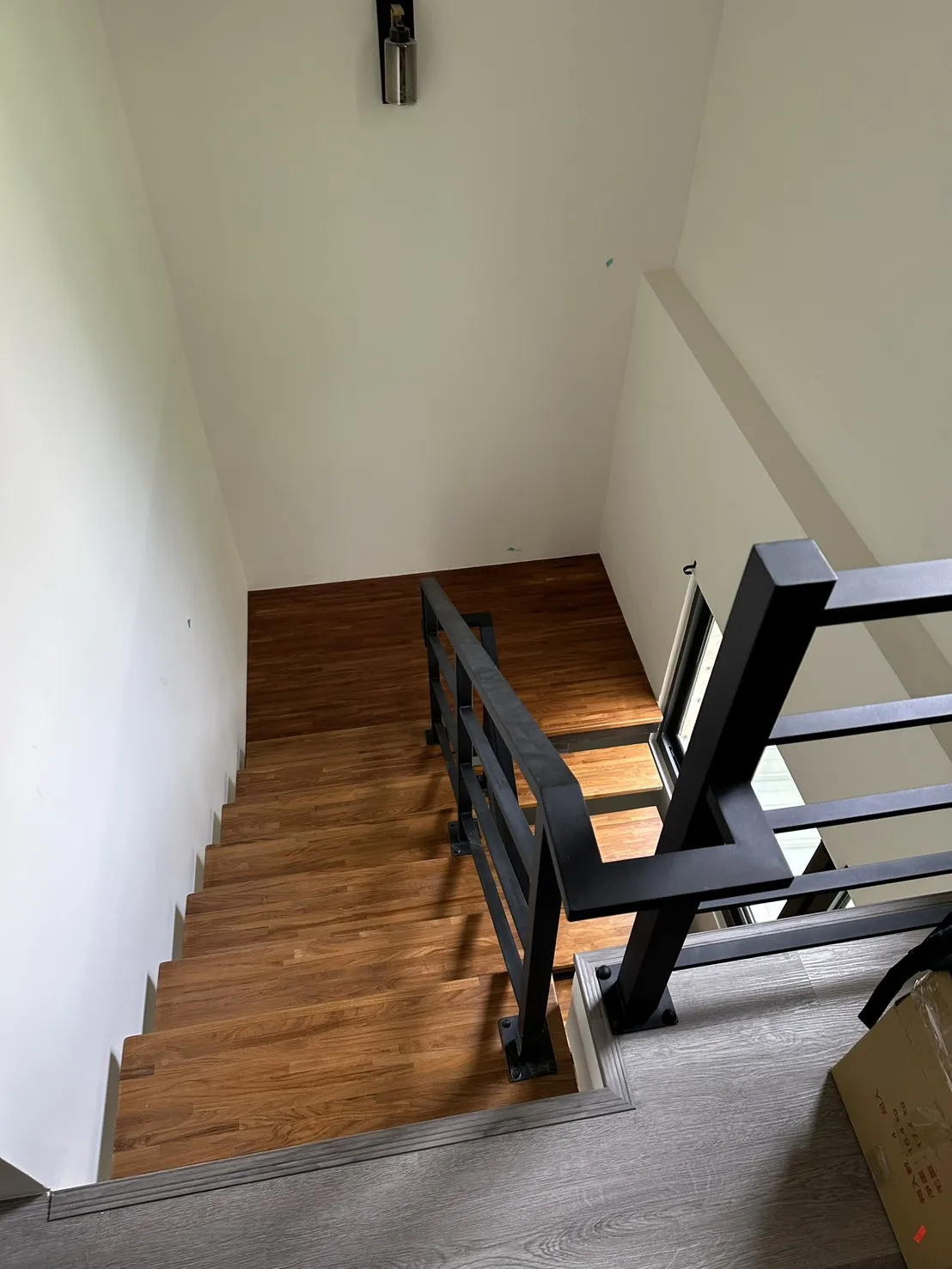 不銹鋼樓梯／鋼骨梯