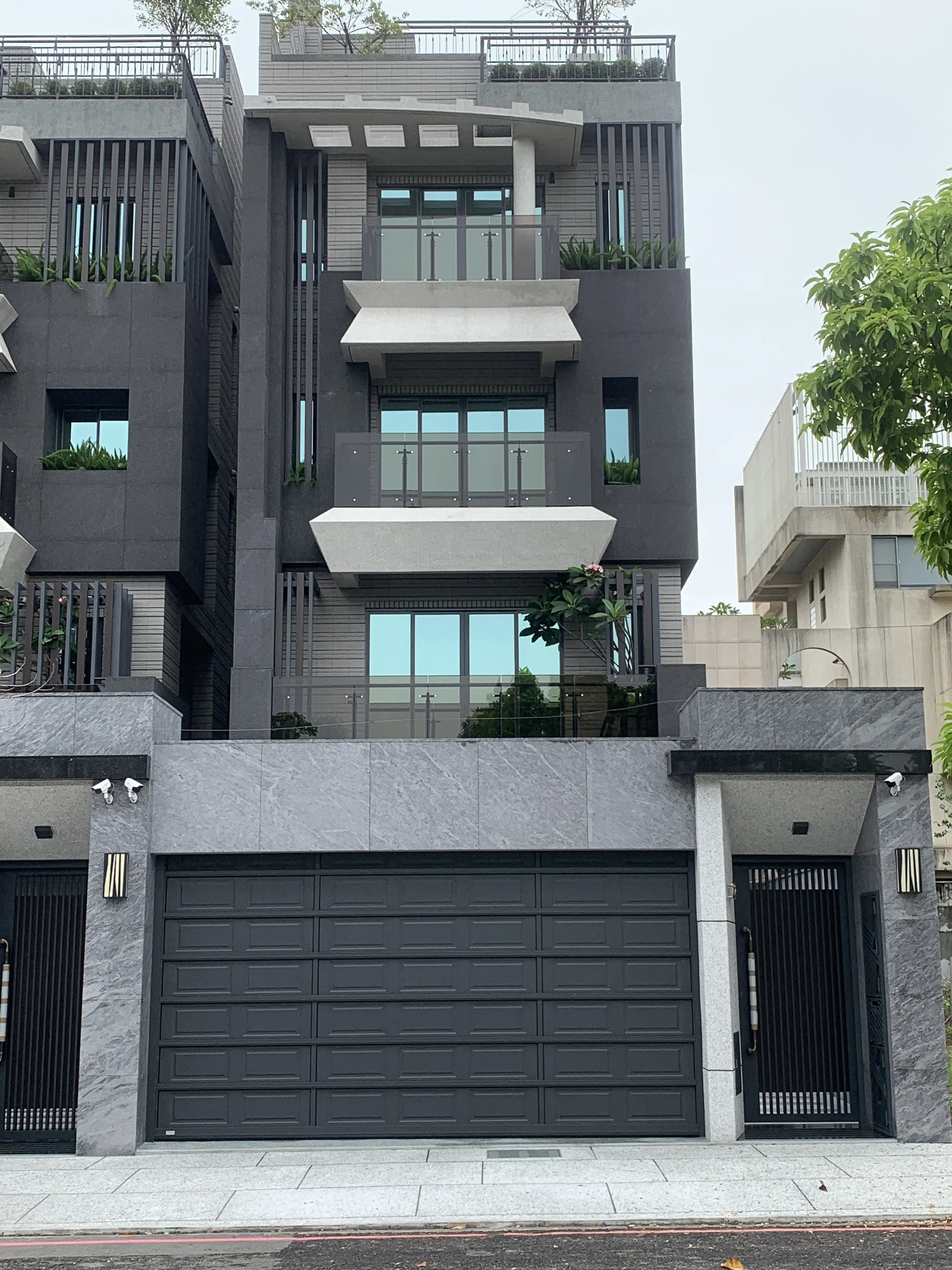 不銹鋼玻璃欄杆