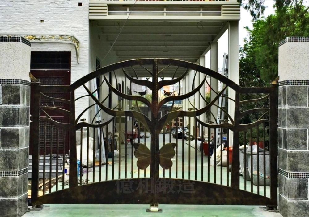 歐式電動鍛造大門