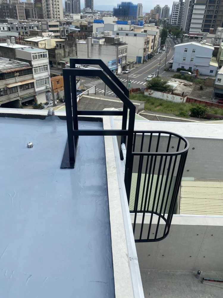 不銹鋼樓梯／鋼骨梯