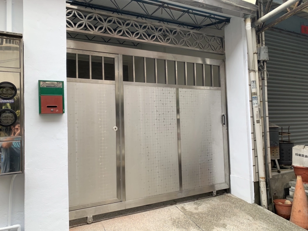 不銹鋼大門