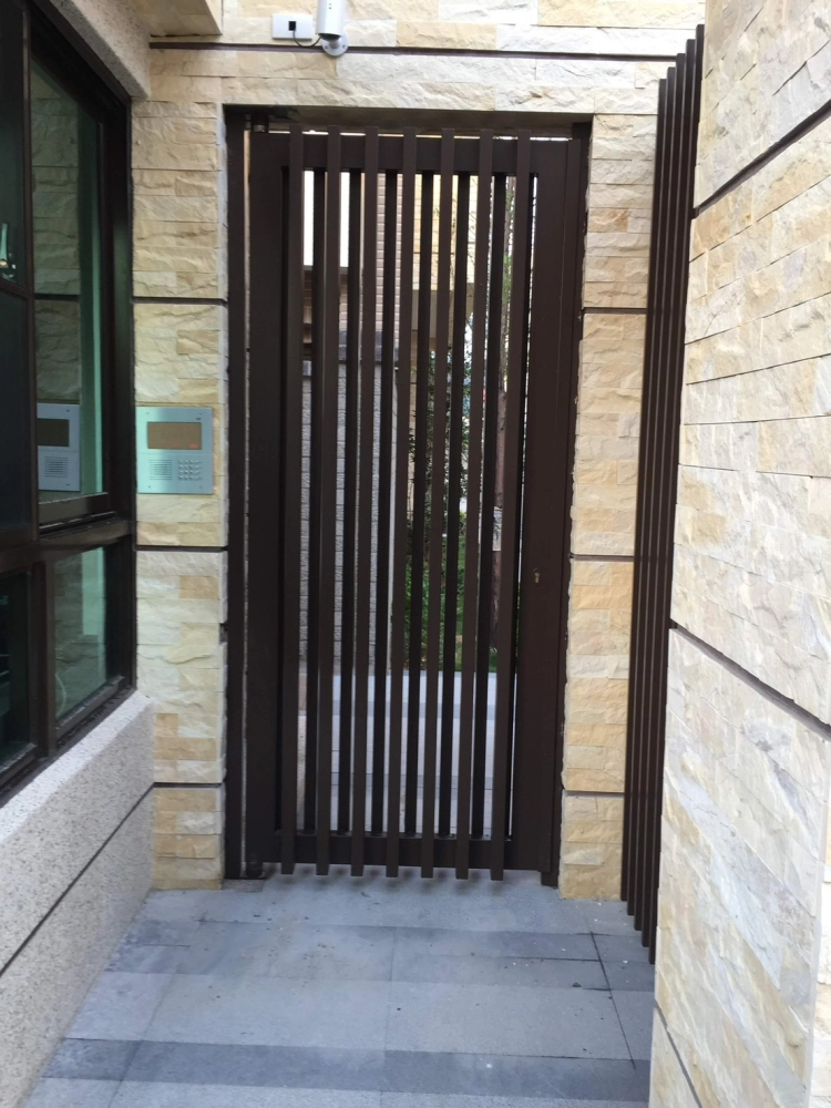 不銹鋼造型玄關門