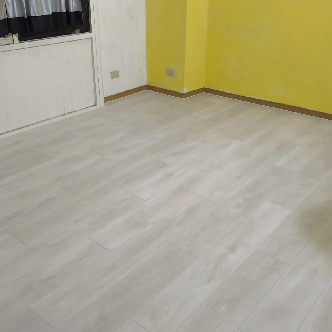 3225   Oak Tokyo Loft    閣樓橡木