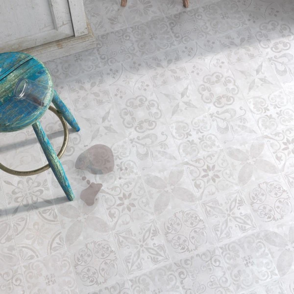TRADITIONAL TILE 傳統小花磚