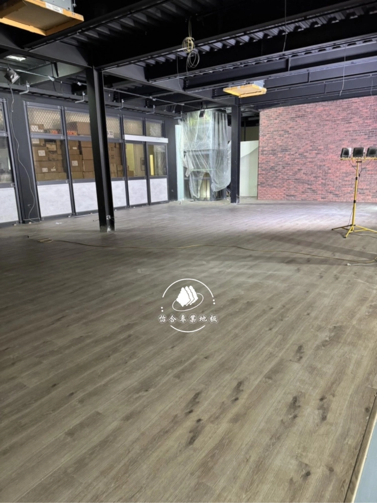 商辦空間｜台南耐磨地板安裝｜木地板施工