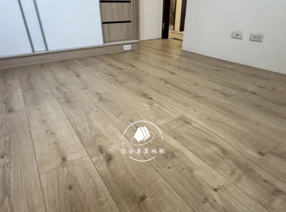 新居落成｜台南耐磨地板安裝｜木地板施工