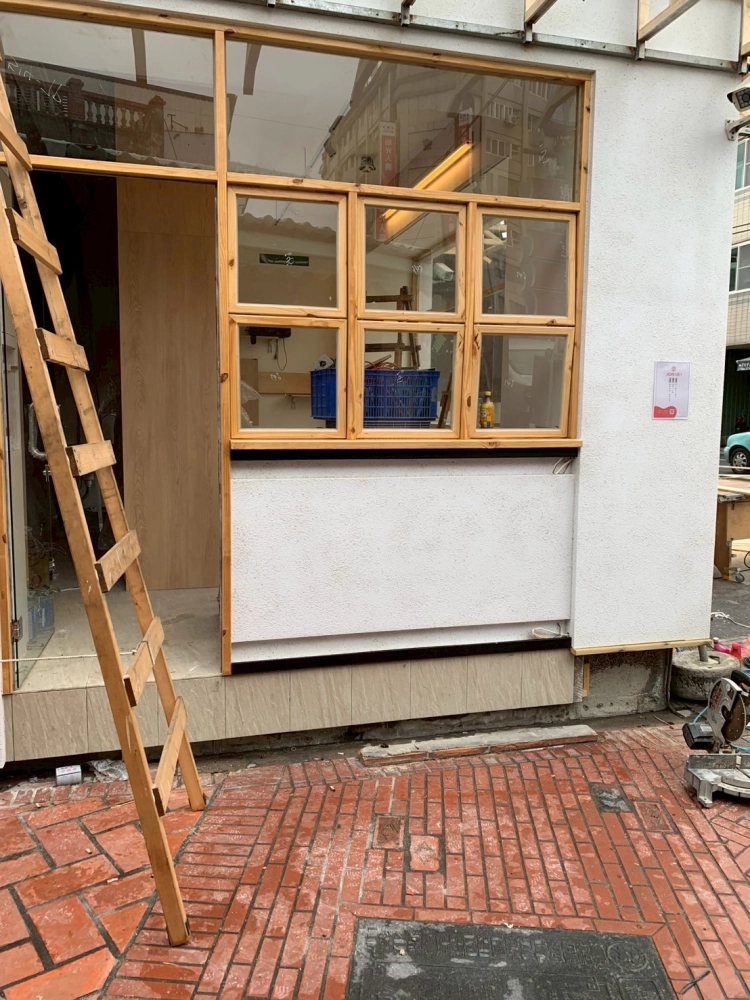 鹿港小吃店面
