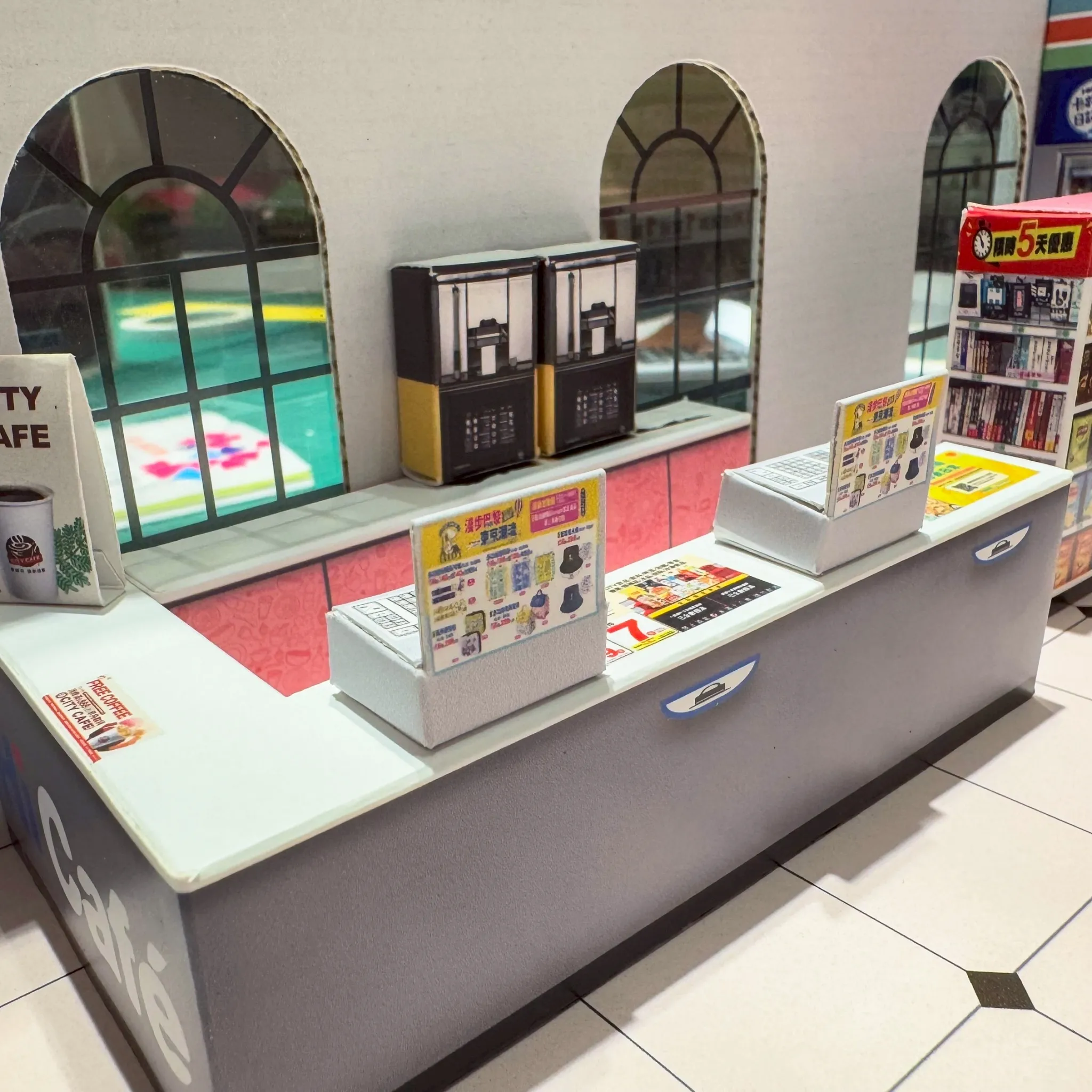 紙紮屋｜精緻全家便利商店 N110