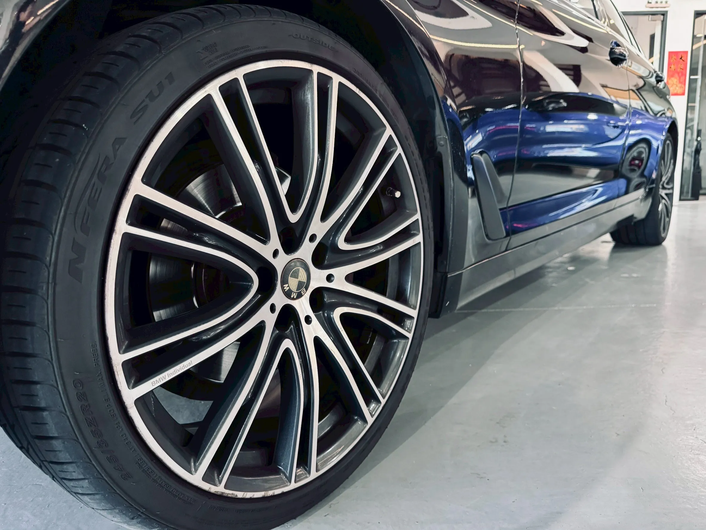 ⚪ 2018 BMW 520i Touring Luxury 黑色