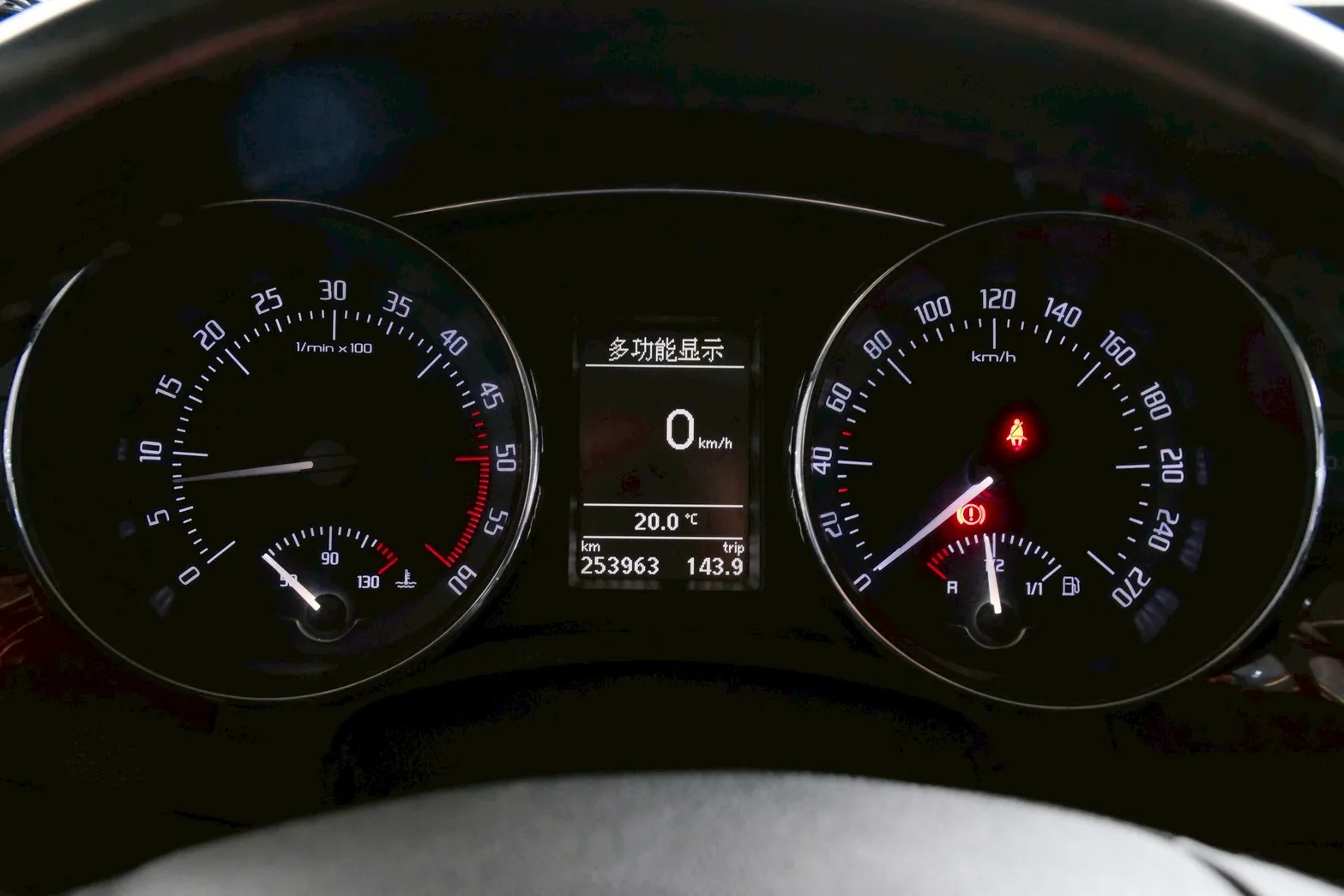 ⚪ 2010 Skoda Superb 2.0 TDI 銀色