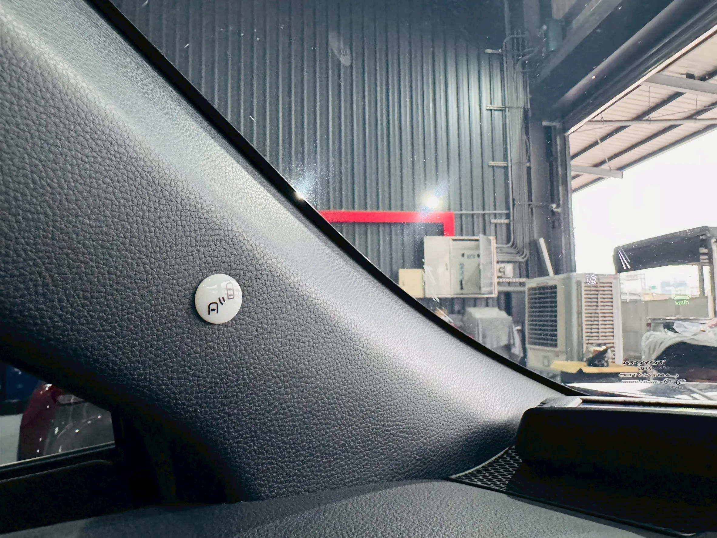 ⚪ 2021 Toyota Corolla Cross 豪華汽油版 黑色