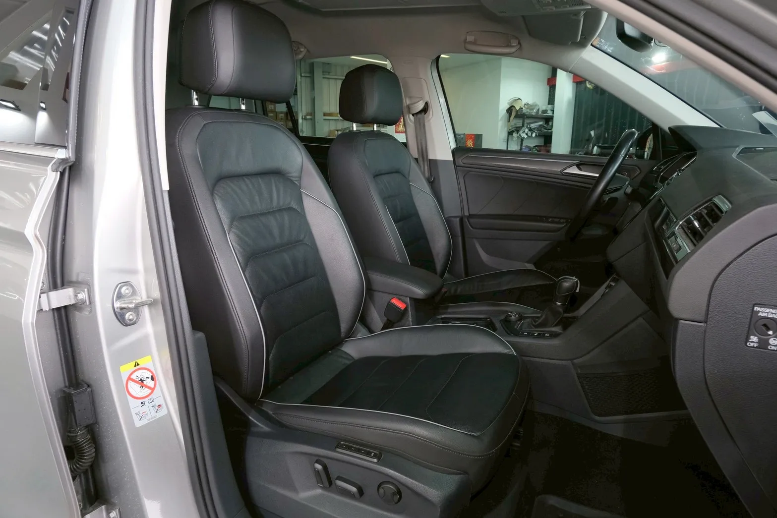 ⚪ 2019 Volkswagen Tiguan 330 TSI Highline 銀色