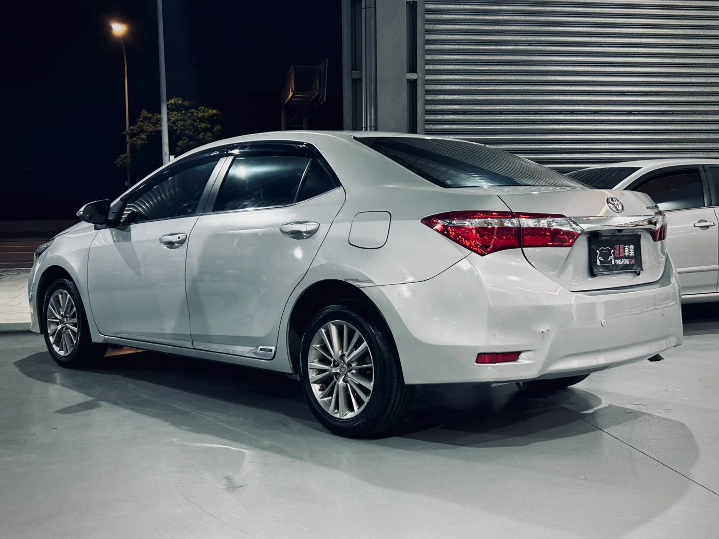 ⚪ 2014 Toyota Corolla Altis 1.8 經典版 銀色