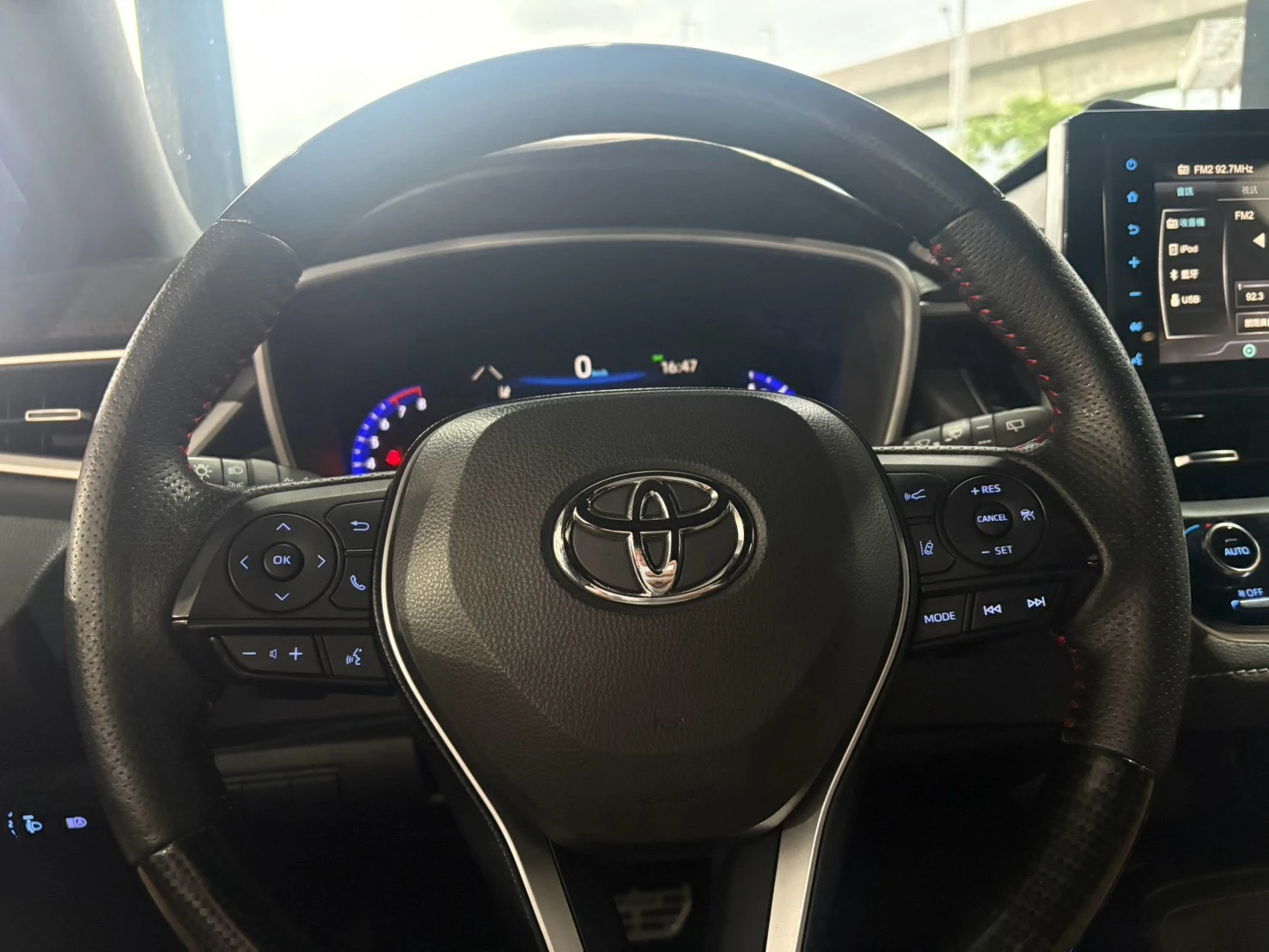 ⚪ 2019 Toyota Auris 2.0 旗艦版 藍色