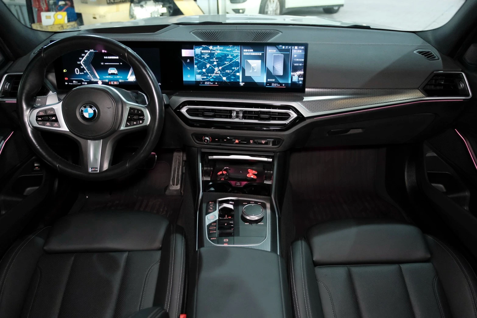 ⚪ 2022 BMW 3-Series Sedan 320i M Sport 白色