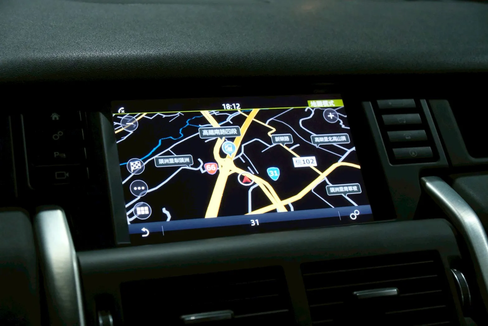 ⚪ 2017 Land Rover Discovery Sport 2.0 TD4 HSE 灰色