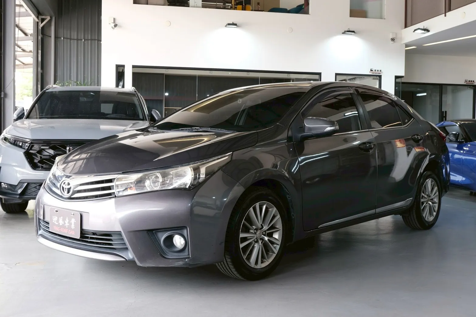 ⚪ 2015 Toyota Corolla Altis 1.8 經典版 灰色
