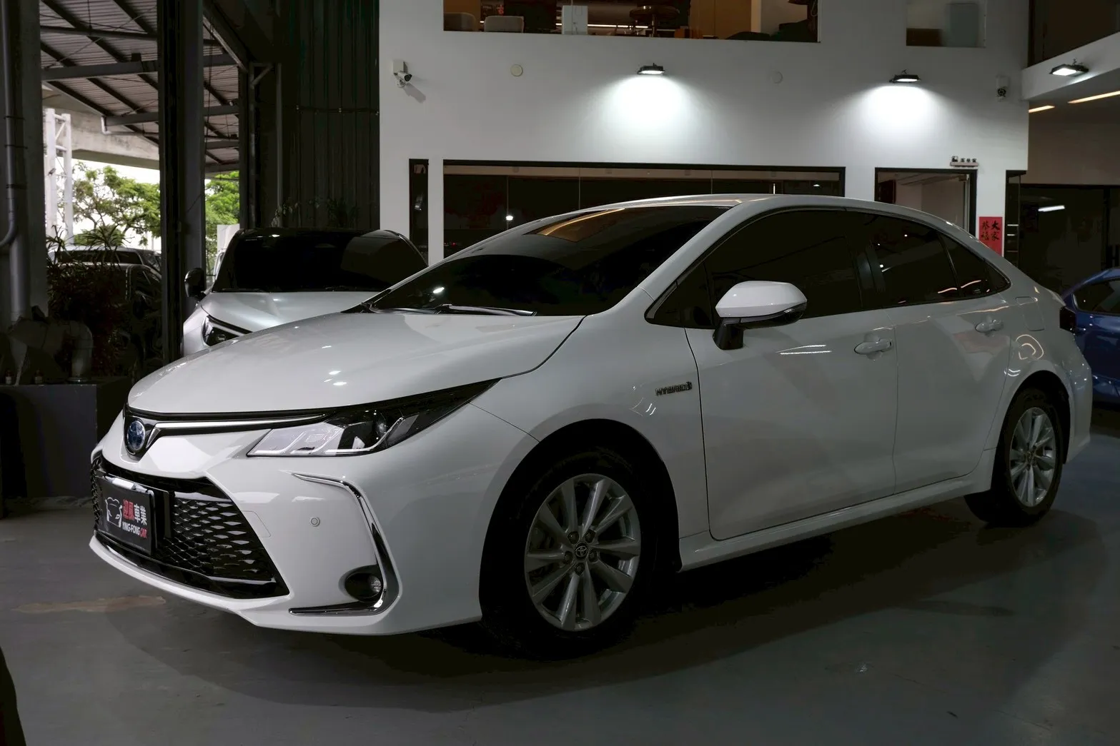 ⚪ 2023 Toyota Corolla Altis 1.8 HV尊爵 白色