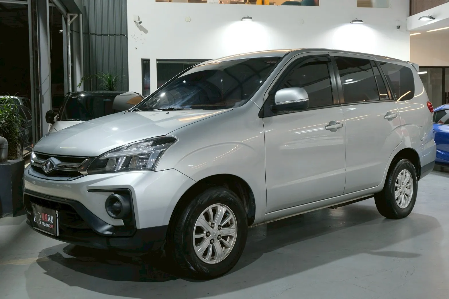 ⚪ 2020 Mitsubishi CMC Zinger 2.4 精緻型 銀色