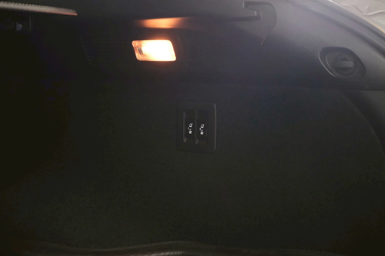 ⚪ 2014 Lexus NX300h 頂級版 鈦色