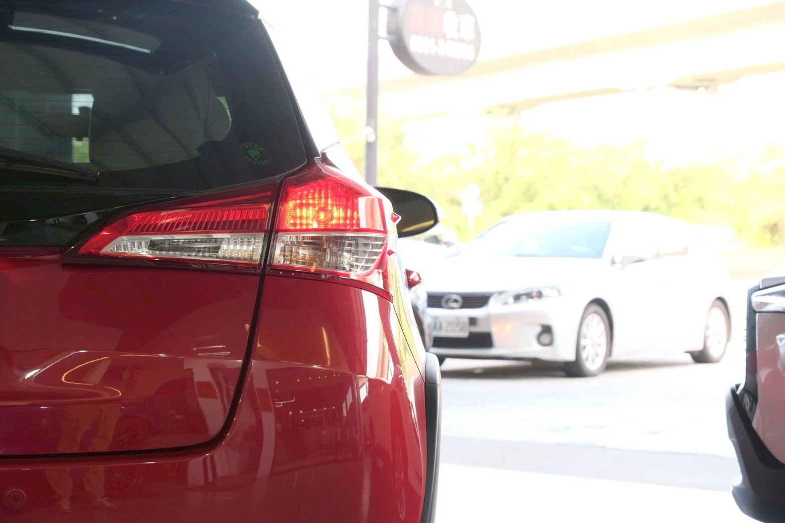 ⚪ 2019 Toyota Yaris Crossover 1.5 經典版 紅色