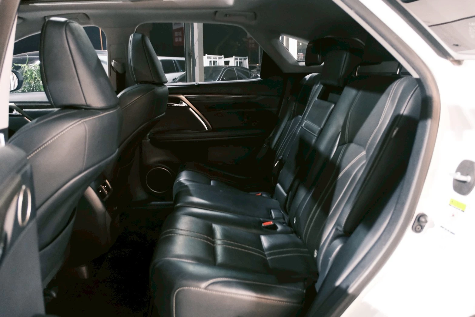 ⚪ 2016 Lexus RX200t 旗艦版 白色