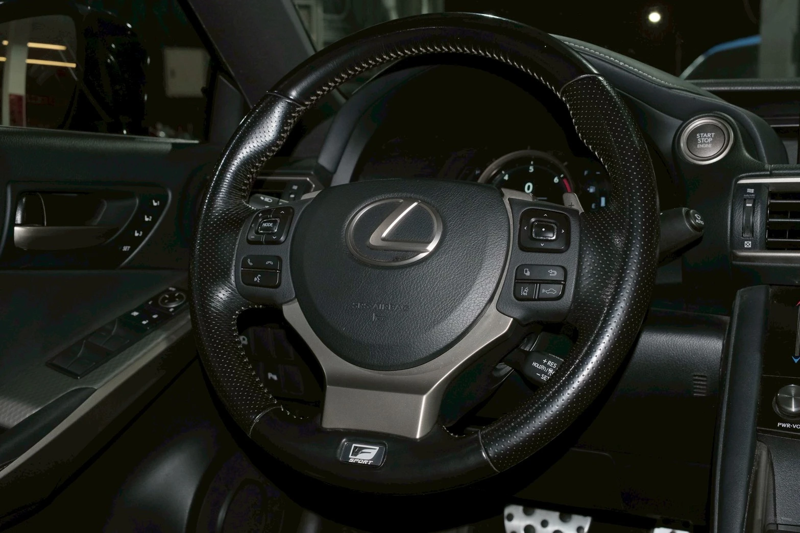 ⚪ 2016 Lexus IS 200t F Sport版 黑色