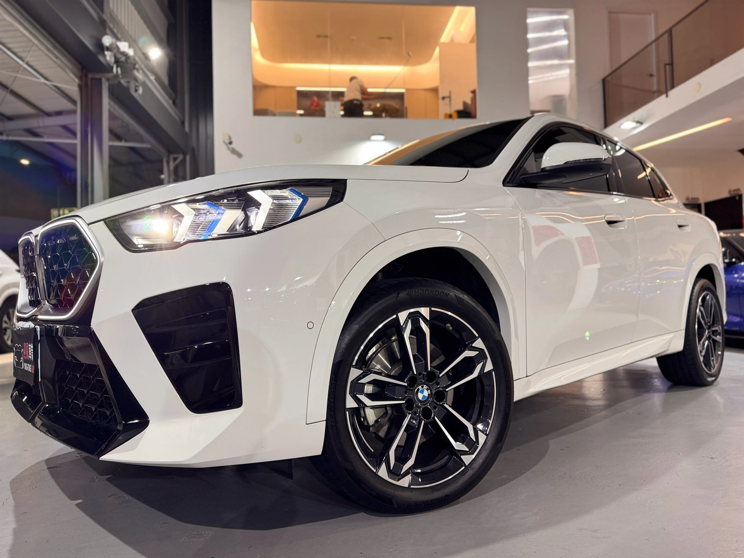 ⚪ 2025 BMW X2 sDrive20i M Sport 白色