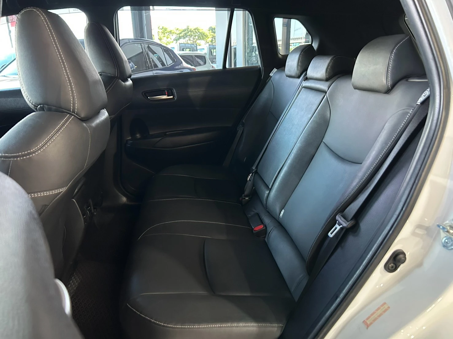 ⚪ 2021 Toyota Corolla Cross 1.8 Hybrid 旗艦 白色