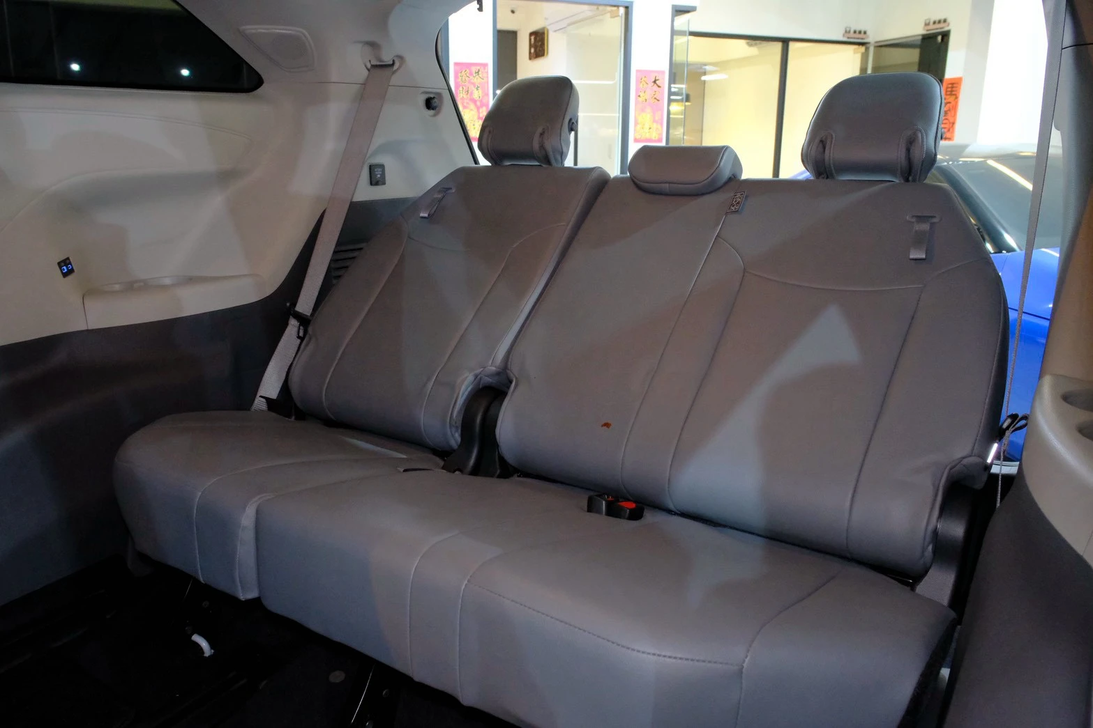 ⚪ 2022 Toyota Sienna 2.5 Hybrid 旗艦版 白色