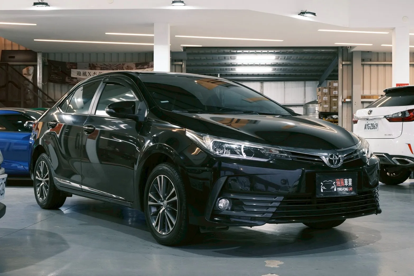 ⚪ 2017 Toyota Corolla Altis 1.8 豪華版 黑色