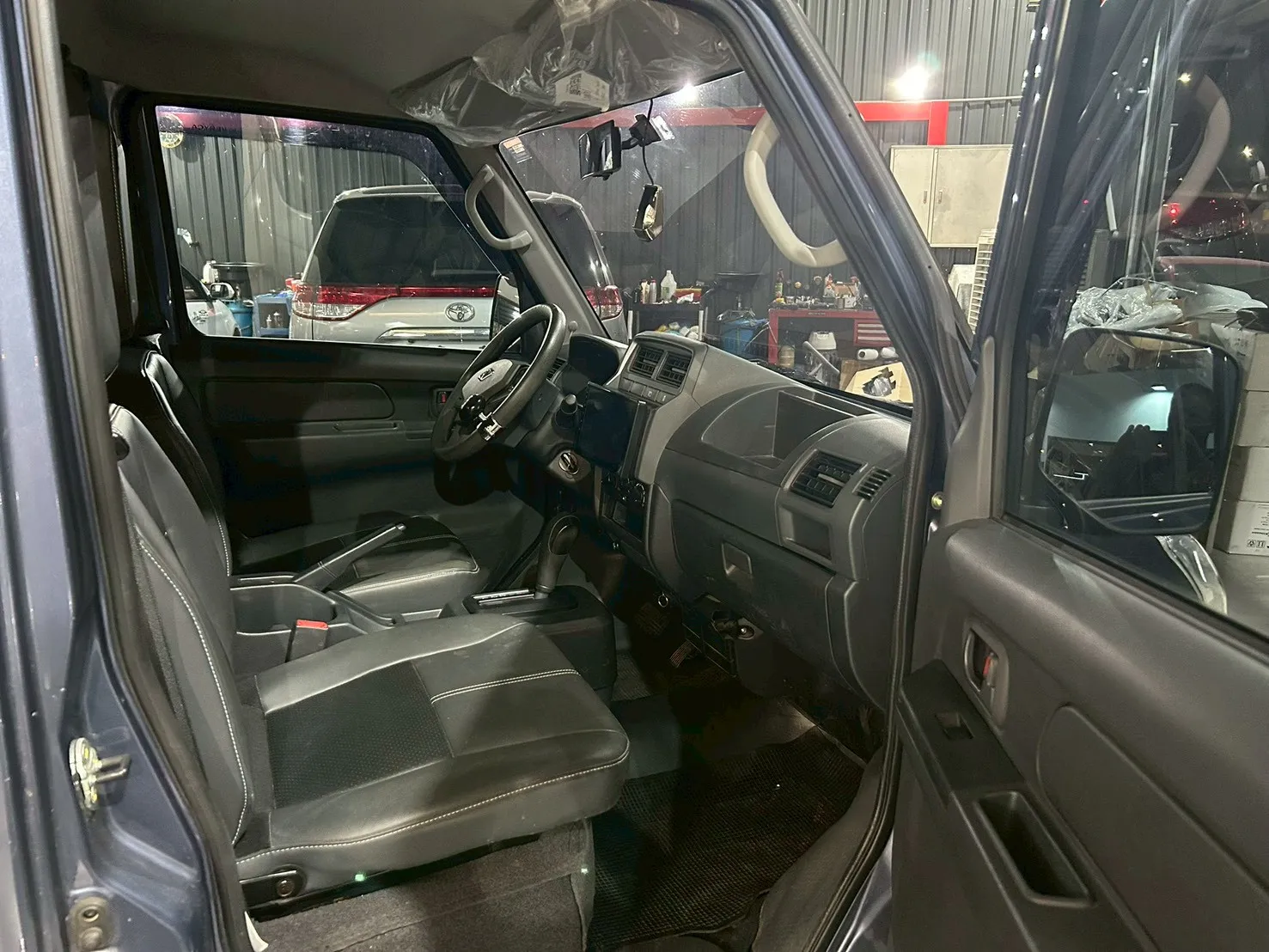 ⚪ 2022 中華汽車 VERYCA A190 2WD 自排 木床 藍色