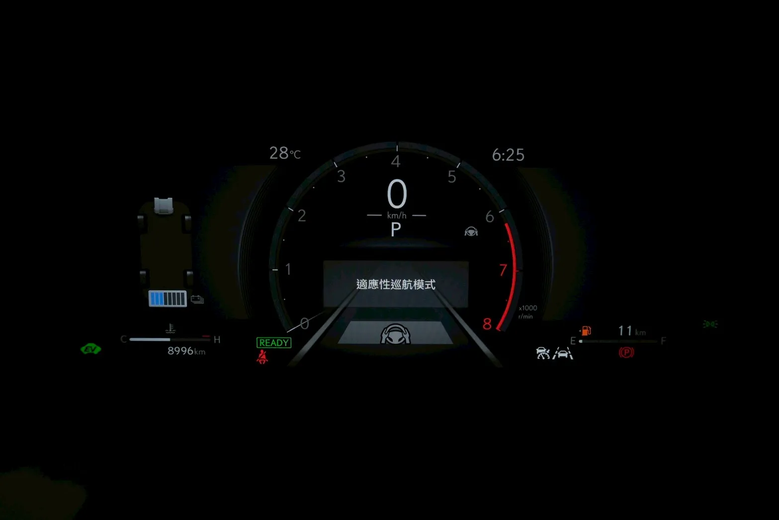 ⚪ 2025 Lexus LM 500h 四人座 白色