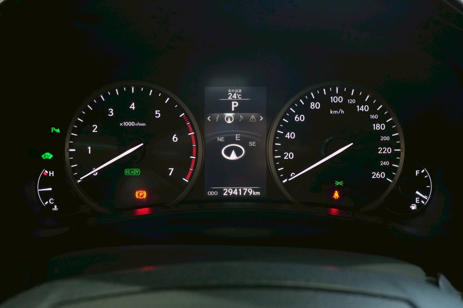 ⚪ 2014 Lexus NX300h 頂級版 鈦色