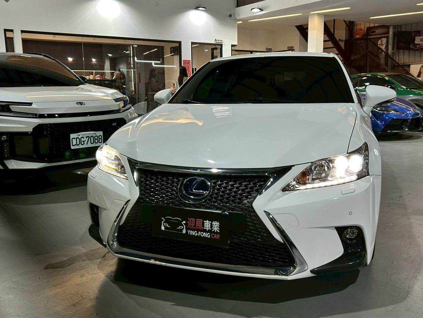 ⚪ 2016 Lexus CT 200h F Sport 菁英版 白色