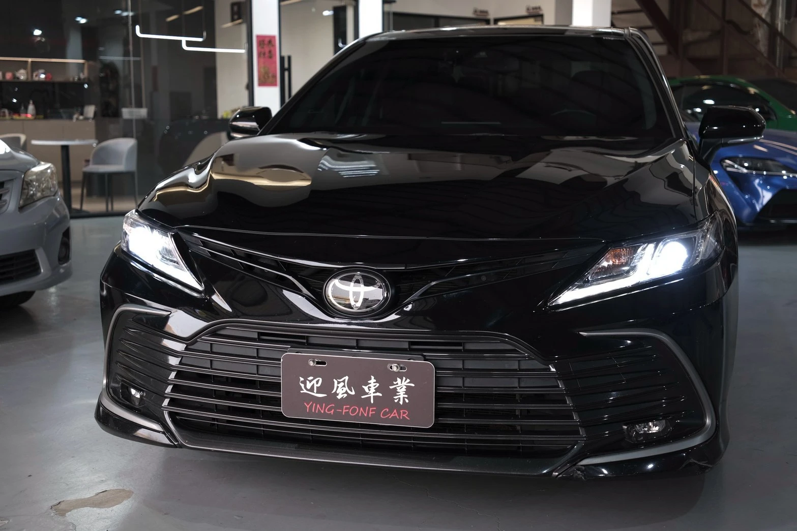 ⚪ 2021 Toyota Camry 2.0 尊爵版 黑色